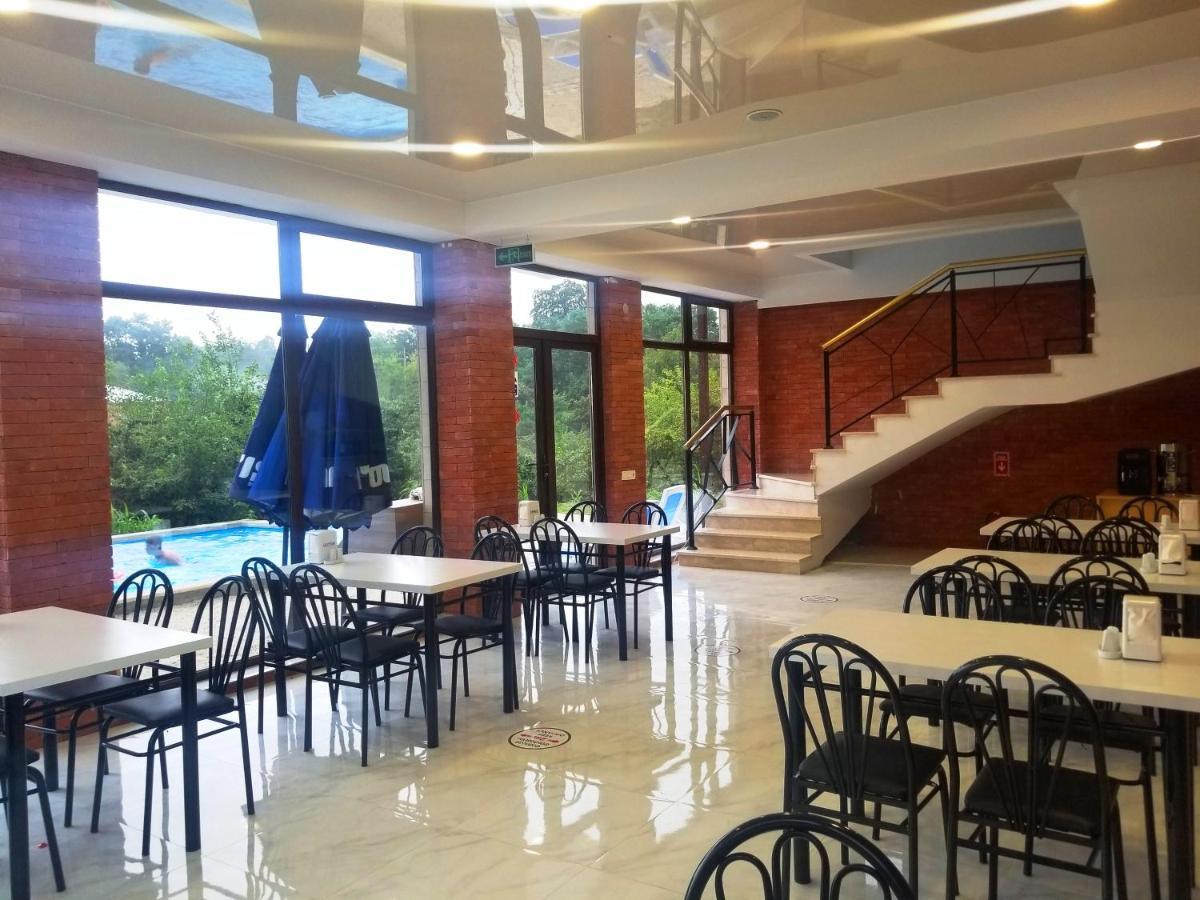 Vita Gardenia Hotel Tskaltubo Ngoại thất bức ảnh