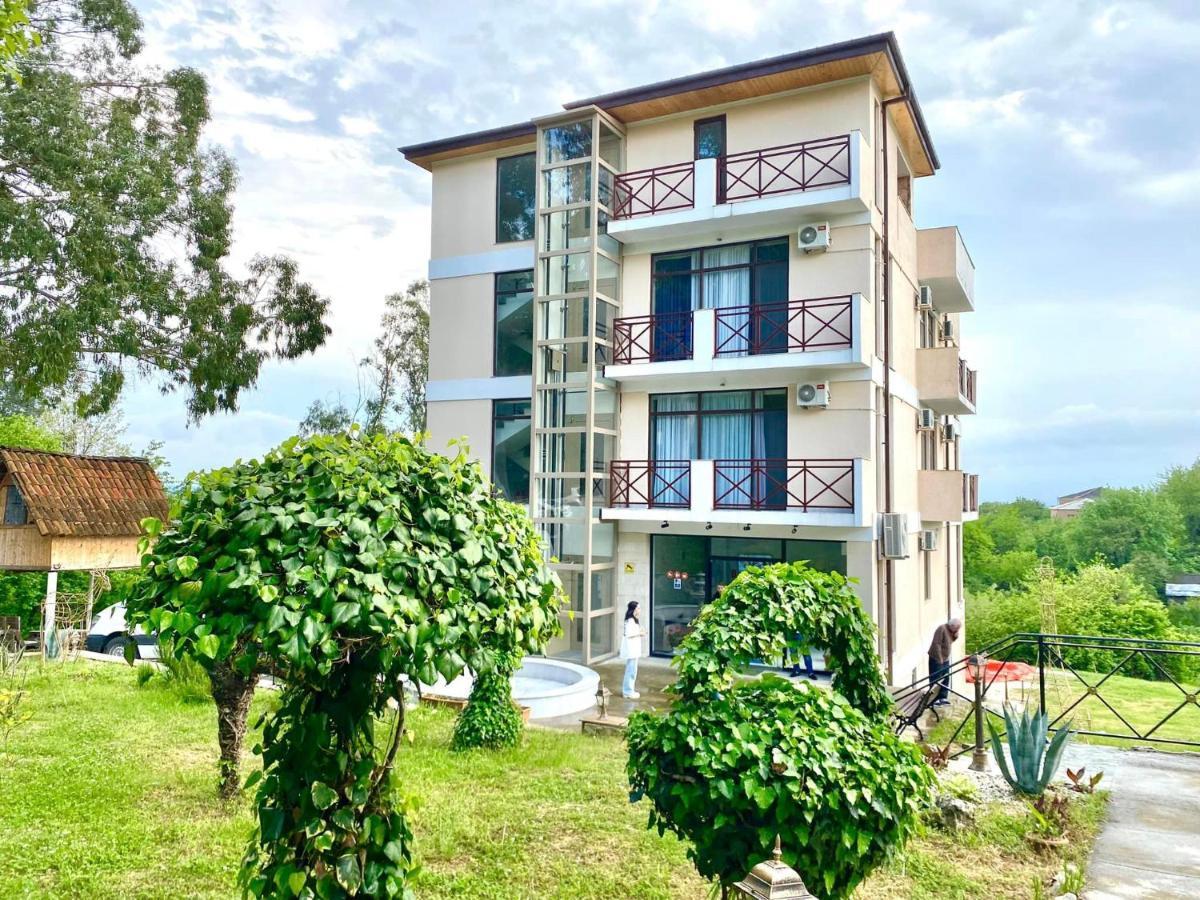 Vita Gardenia Hotel Tskaltubo Ngoại thất bức ảnh