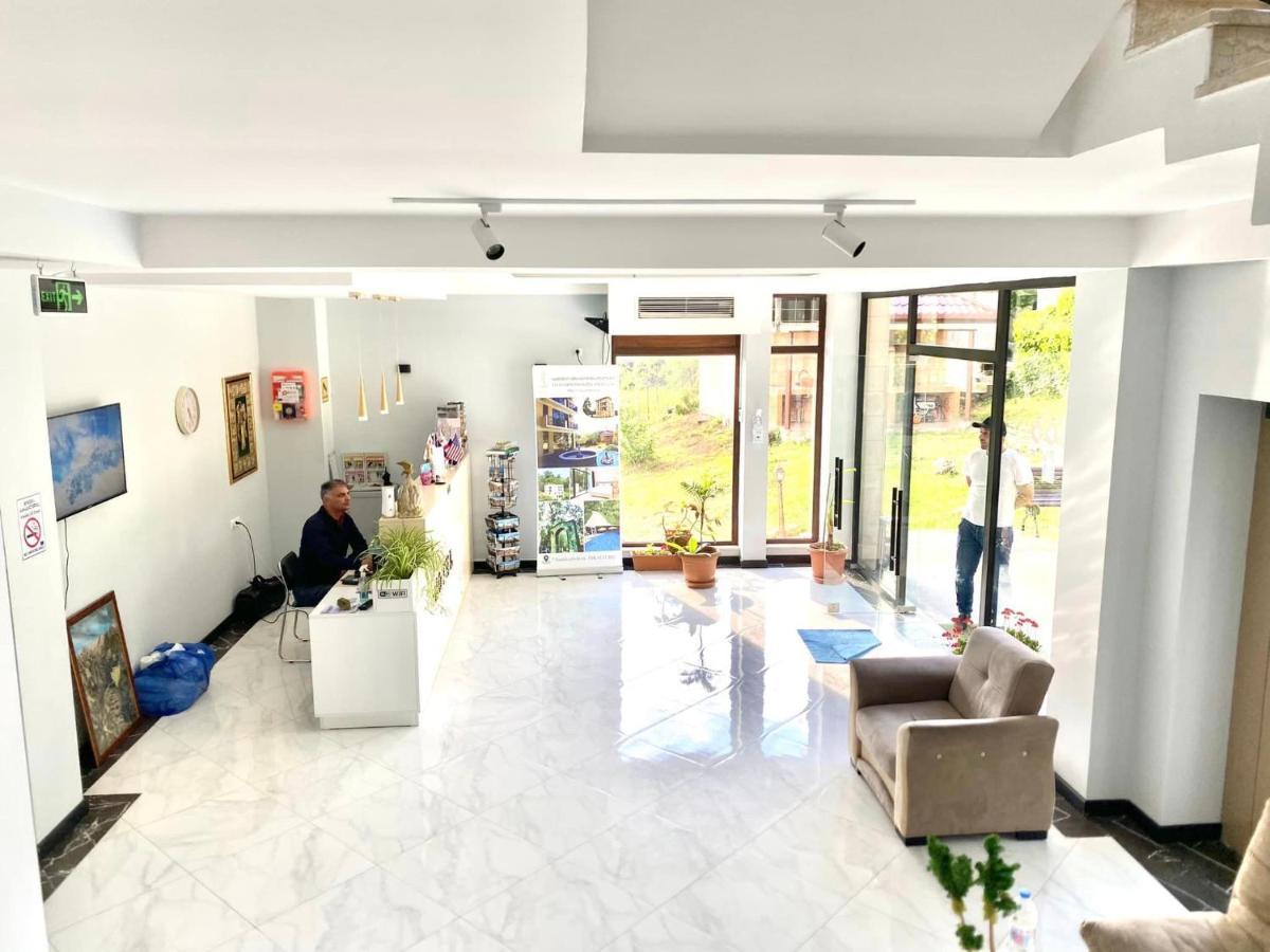 Vita Gardenia Hotel Tskaltubo Ngoại thất bức ảnh