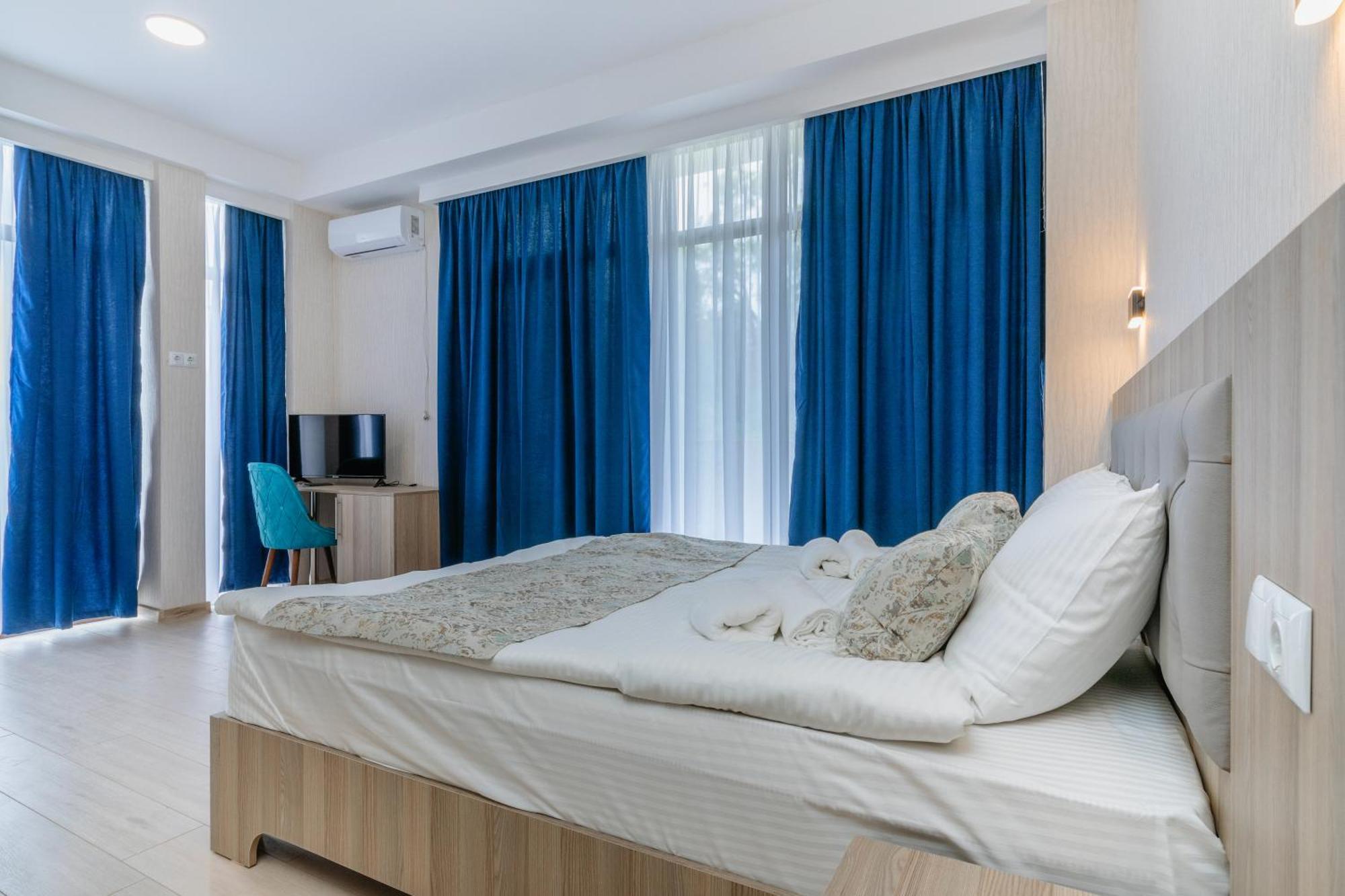 Vita Gardenia Hotel Tskaltubo Ngoại thất bức ảnh
