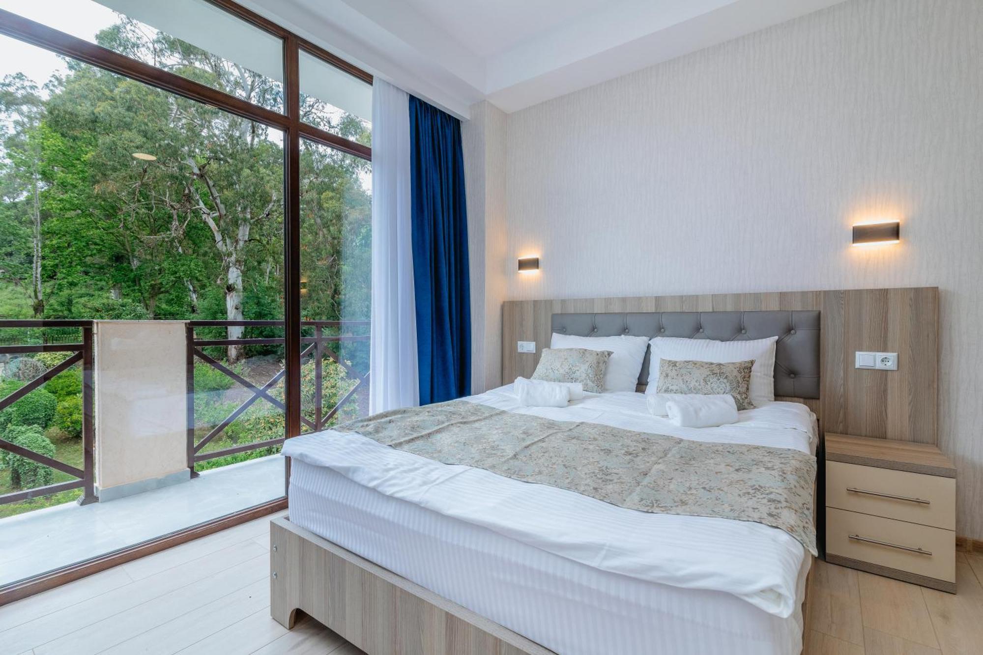 Vita Gardenia Hotel Tskaltubo Ngoại thất bức ảnh